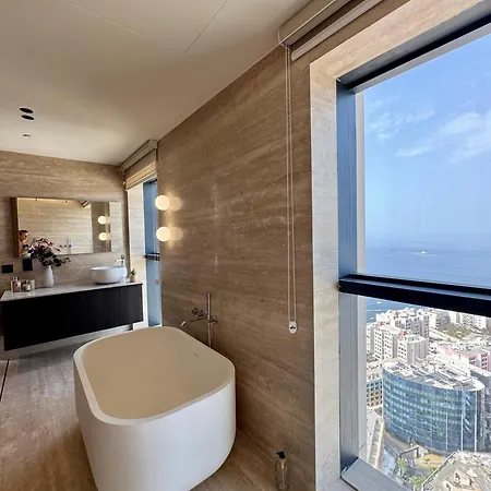Mercury Luxe Panoramic Sea View *
